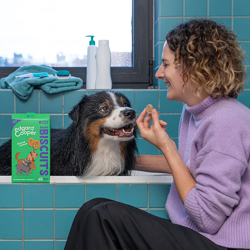 Edgard & Cooper Bravo Biscuits Appel & Bosbes 400 gram