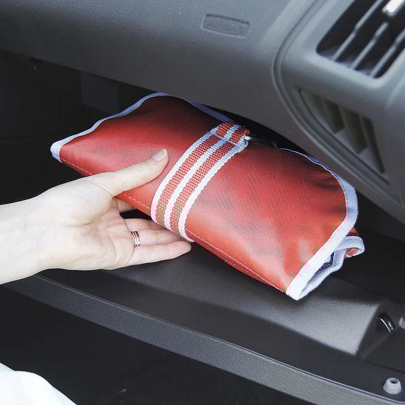 Kurgo First Aid Kit Paprika – EHBO-set voor honden (50-delig)