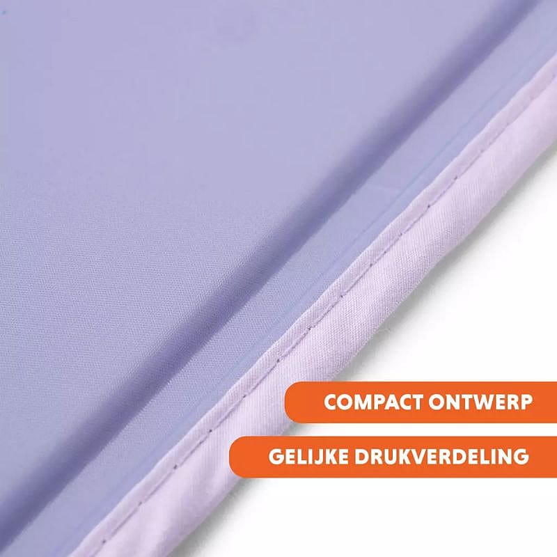 lila stof, kussenhoes, lila kleur, stikselrand, productgedeelte
